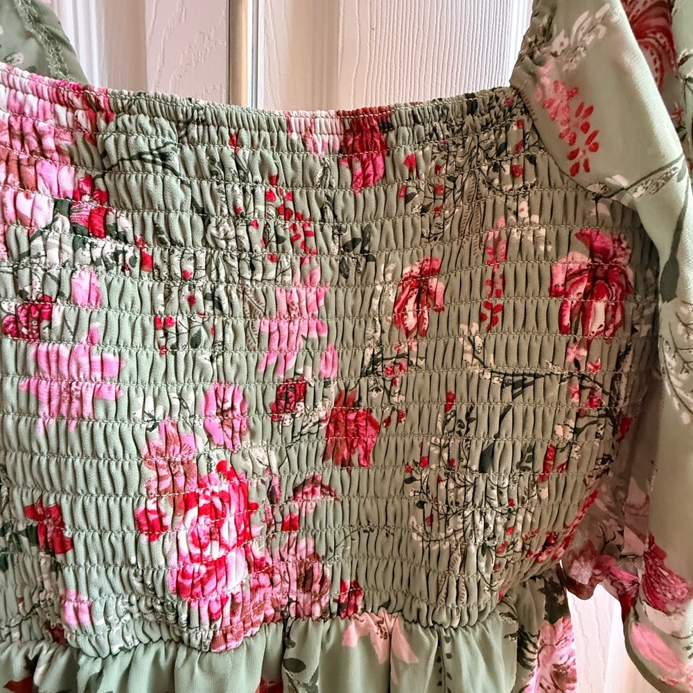Lily Rose Green and Pink Floral Top - Picture 2 of 5